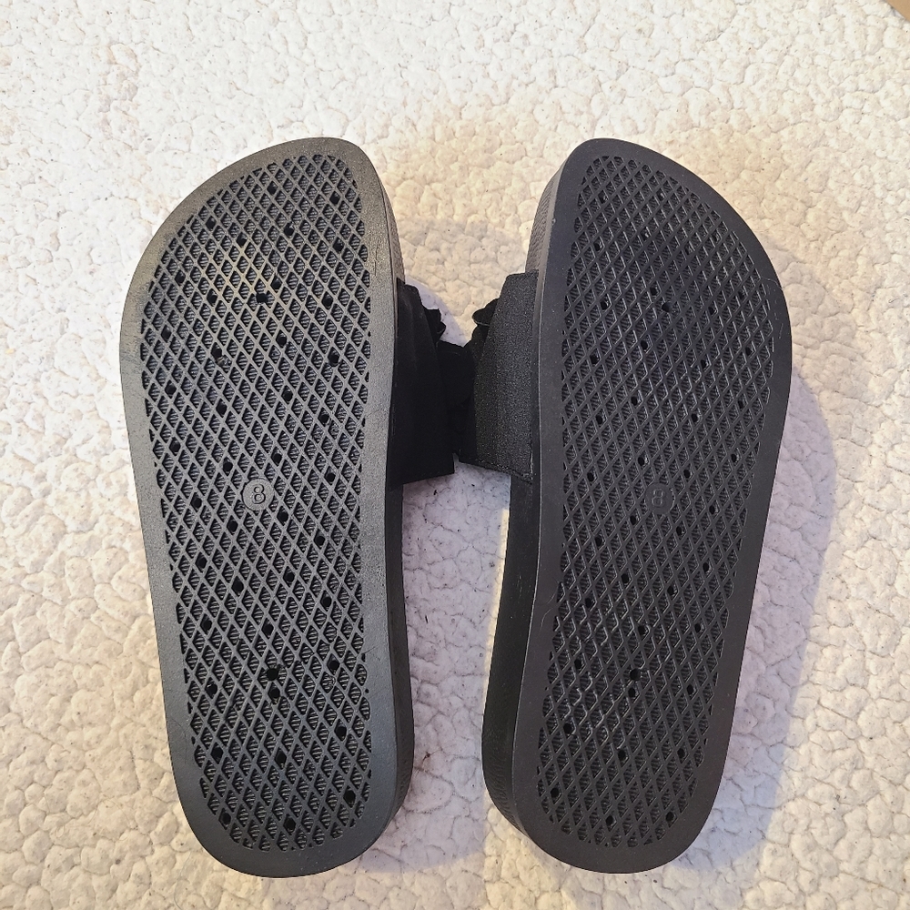 Seven7 - NIB - Black Didi Ruffle sandals - Picture 8 of 10